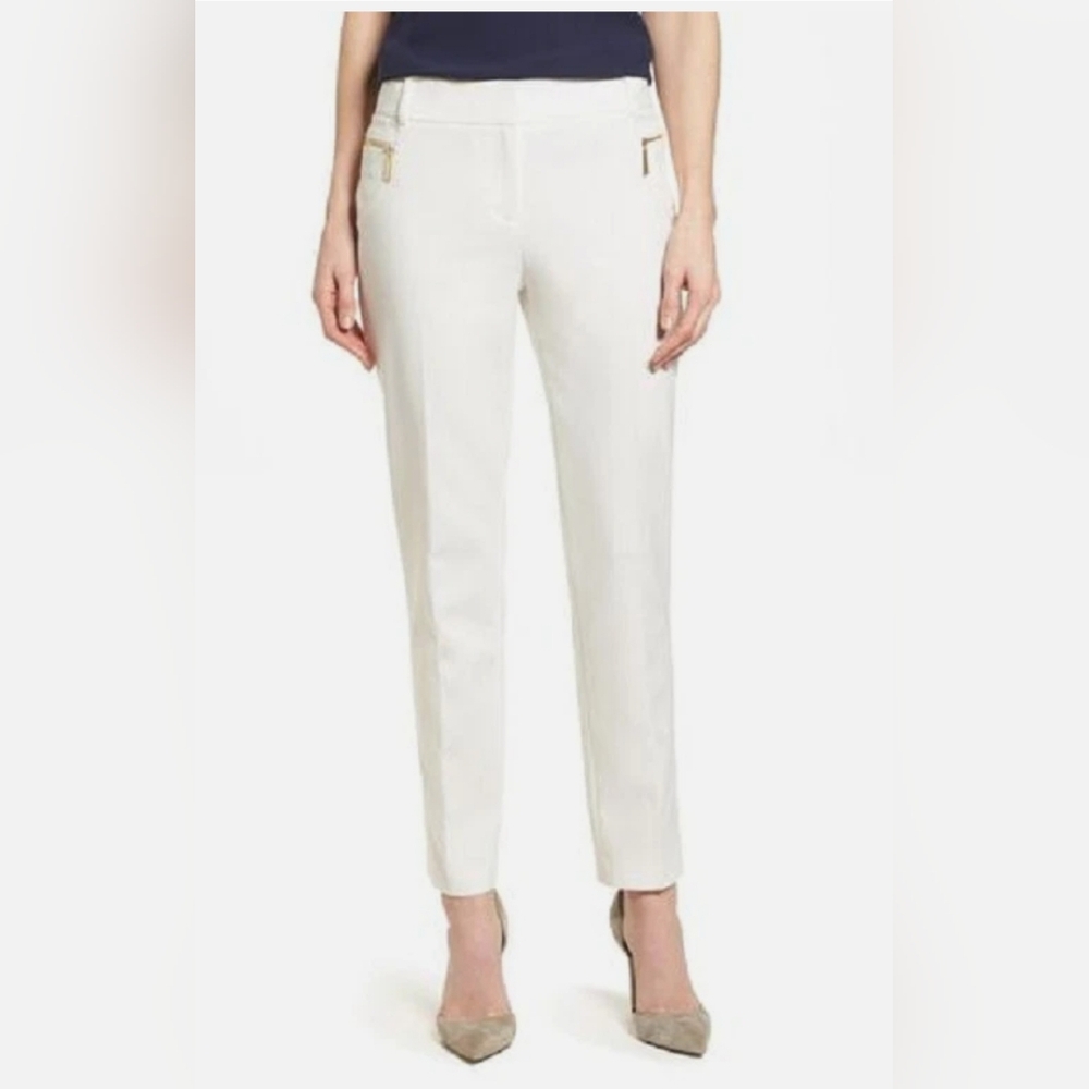 Chaus White Women's Pants